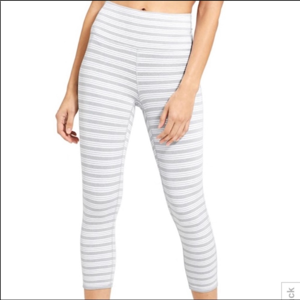 NWOT Athleta High Rise Heather Stripe Capri